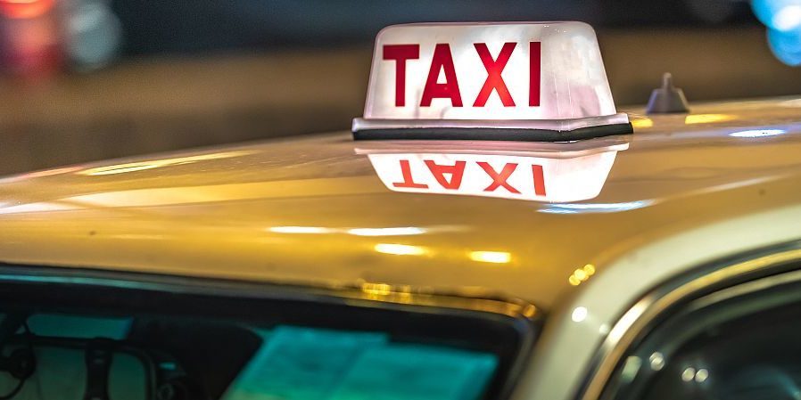 GPS für Taxi, Mietwagen und Logistik